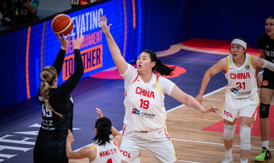 乐鱼体育官方入口-央视直播!中国女篮VS马里,首发更新,张子宇第一次参加国际大赛