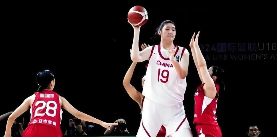 乐鱼体育官方入口-央视直播!中国女篮VS马里,首发更新,张子宇第一次参加国际大赛